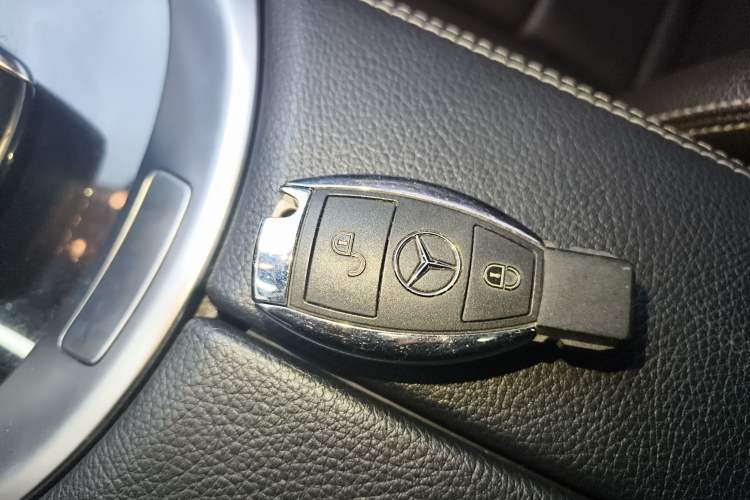 Used Mercedes-Benz GLC 2016 GLC 200 4MATIC
