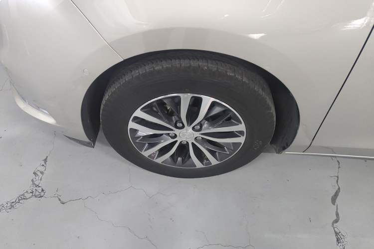 Used Buick GL8 2021 ES Land Cruiser 653T Luxury Edition