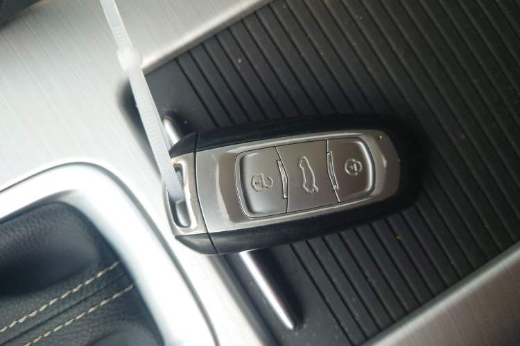 Used Geely Auto Emgrand X7 Sport 2016 1.8TD Automatic Smart Connectivity Version