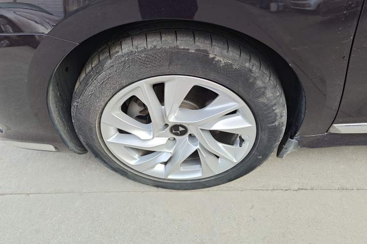 Used  5LS 2015 1.6T Comfort Edition THP160