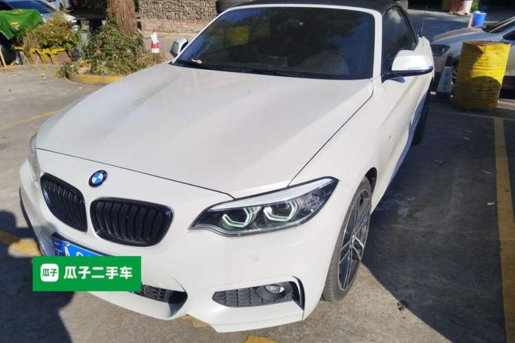 Used BMW 2 Series 2019 225i Convertible Coupe Luxury Edition M Sport Package
