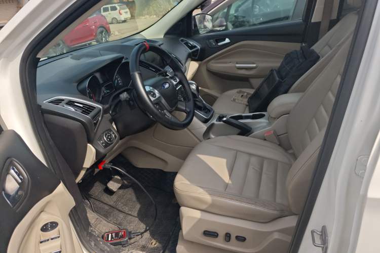 Used Ford Kuga 2013 1.6L GTDi 4x4 Elite Model
