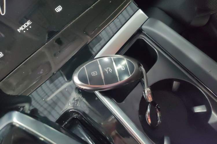 Used Bestune B70 2022 Third Generation 2.0T Automatic Enjoyment Version
