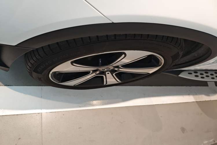 Used Mercedes-Benz GLC 2020 GLC 300 L 4MATIC Luxury Model
