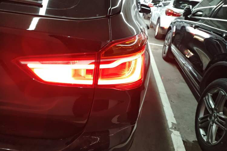 Used BMW X1 2016 sDrive20Li Luxury Model
