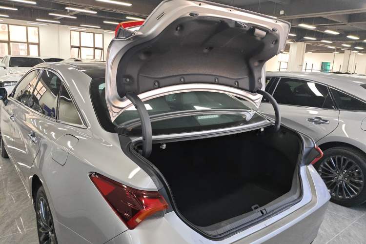 Used Toyota Avalon 2022 2.5L Touring Premium Edition
