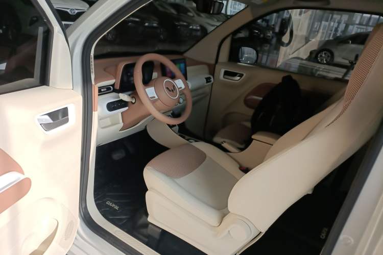 Used Wuling Hongguang MINIEV 2024 3rd Generation 215km Youth Edition