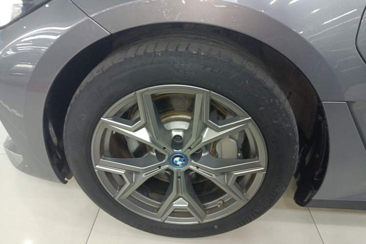 Used BMW i3 2022 eDrive 35 L
