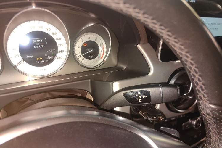 Used Mercedes-Benz GLK-Class 2015 GLK 260 4MATIC Dynamic Edition Ultimate Version
