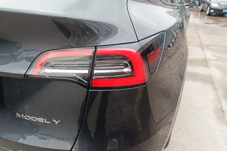 Used Tesla Model Y 2024 Rear-Wheel-Drive Version