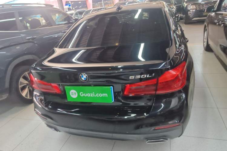 Used BMW 5 Series 2019 530Li Leading Model M Sport Package

