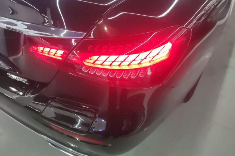 Used Mercedes-Benz E-Class New Energy 2022 Restyled E 350 e L Plug-in Hybrid Sedan