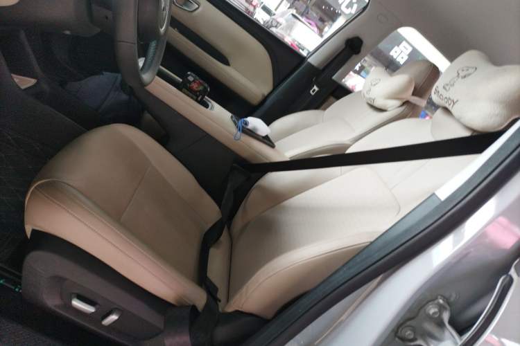 Used Wuling Bingo PLUS 2024 510 km Flagship Edition Four-Seater Version