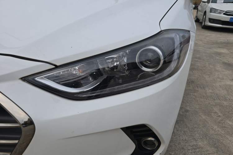 Used Hyundai Elantra 2016 1.6L Automatic ZhiXuan – Elite Version
