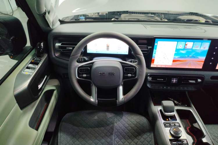 Used  BJ40 2024 2.0D All-New Blade Hero Crosser