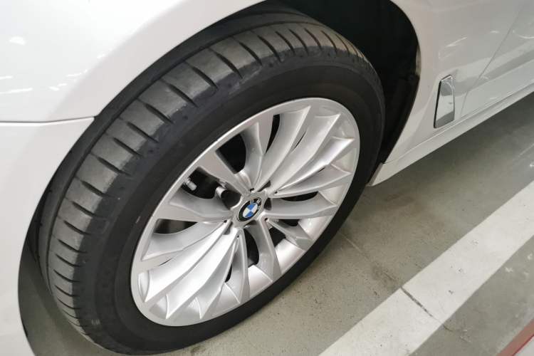 Used BMW 5 Series 2022 Second Facelift 525Li Luxury Package
