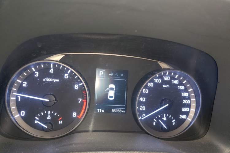 Used Hyundai Elantra 2016 1.6L Automatic ZhiXuan – Elite Version