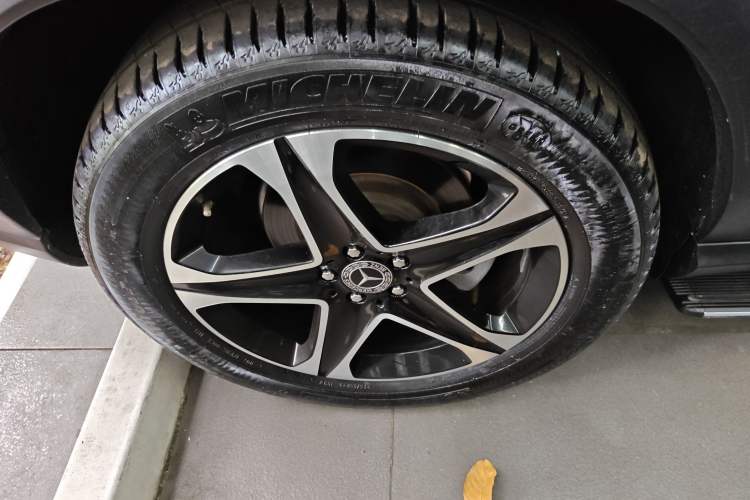 Used Mercedes-Benz GLE 2022 GLE 350 4MATIC Stylish Model
