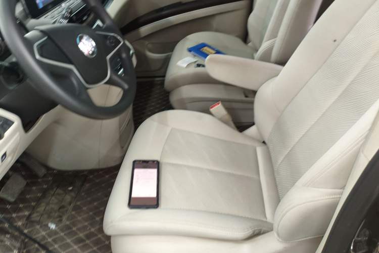 Used Buick GL8 2021 Land Cruiser Executive Class 652T Comfort Model
