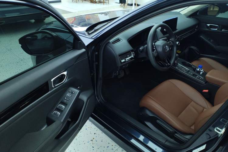 Used Honda Civic 2022 240TURBO CVT Dynamic Edition