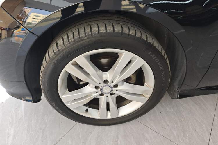 Used Mercedes-Benz R-Class 2017 R 320 4MATIC Business Edition Prestige Model
