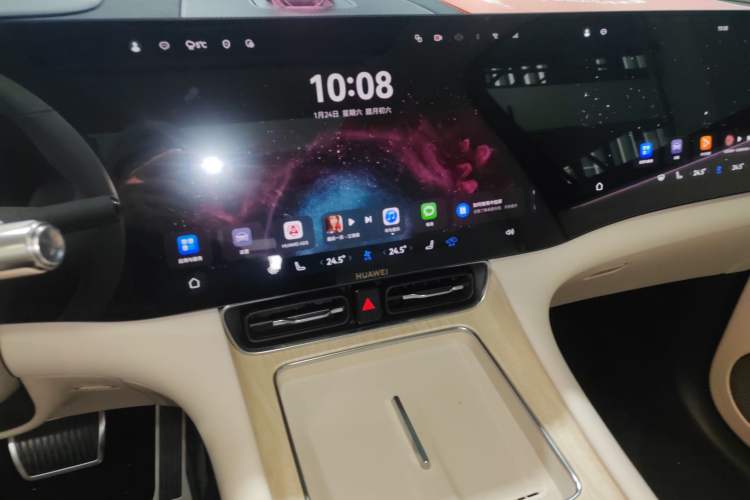 Used Hima AITO M8 2025 Extended-Range Ultra Version 53.4 kWh 5-Seater Edition