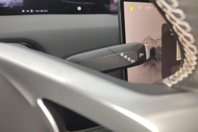 Used  12 2025 Ultra Extended-Range Edition