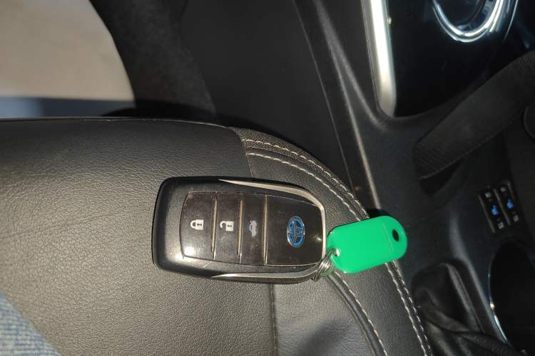 Used Toyota Corolla Hybrid E+ 2019 1.8L E-CVT Flagship Edition
