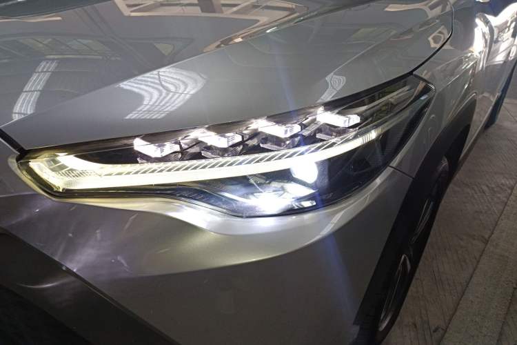 Used Toyota FRONTLANDER 2022 2.0L CVT Luxury PLUS Edition
