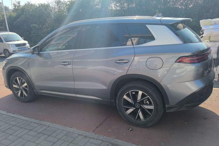 Used BYD Song Pro New Energy 2024 HONOR Edition DM-i 71KM Leading Model
