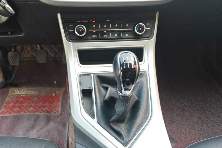 Used Geely Auto Vision 2018 1.5L Manual Happiness Edition

