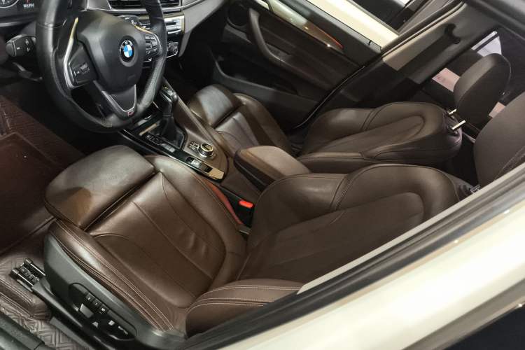 Used BMW X1 2016 sDrive20Li Luxury Model
