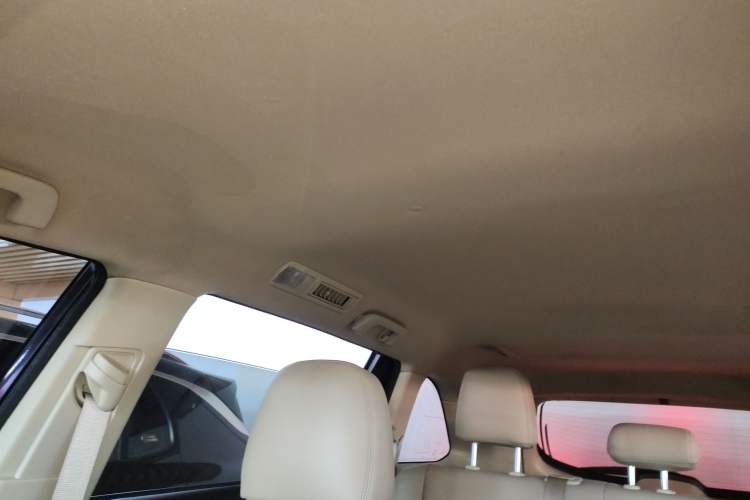 Used Toyota Highlander 2018 2.0T Two-Wheel Drive Elite Edition 5 Seats Emission Standard China V
