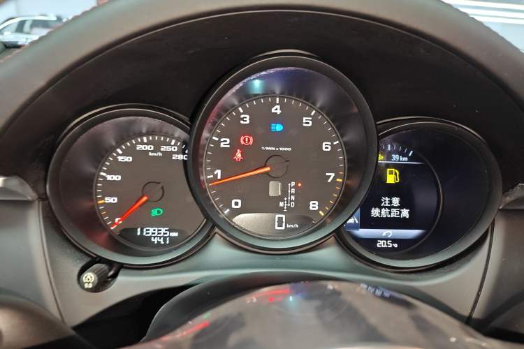 Used Porsche Macan 2017 Macan 2.0T
