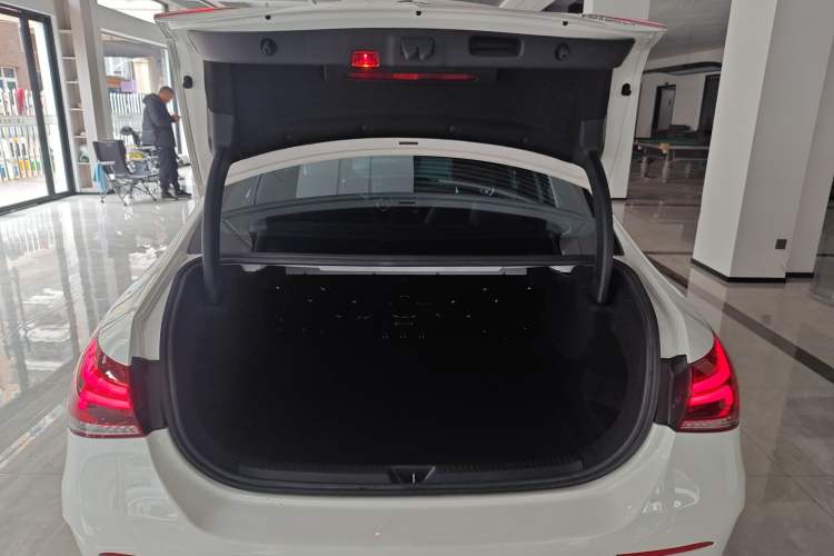 Used Mercedes-Benz A-Class 2021 A 200 L Sport Sedan Fashion Model