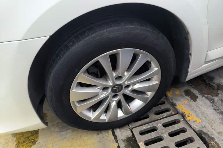 Used Citroen C-Quatre 2016 Classic Sedan 1.6L Manual - Premium Version
