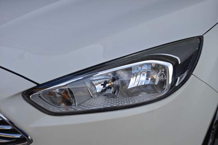 Used Ford Focus 2017 Sedan EcoBoost 180 Automatic Elite Model