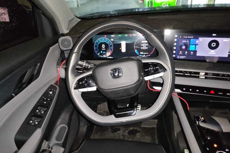 Used Changan CS75 PLUS 2022 2nd Generation 1.5T Automatic Prestige Version
