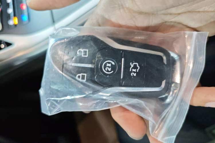 Used Lincoln MKX 2017 2.0T Four-Wheel Drive Zunya Edition
