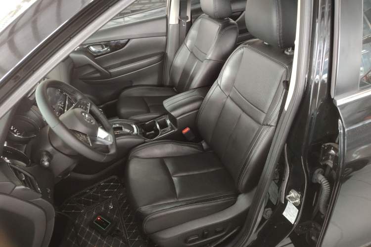 Used Nissan X-Trail 2020 2.0L XL Premium CVT 2WD SmartConnect Luxury Edition
