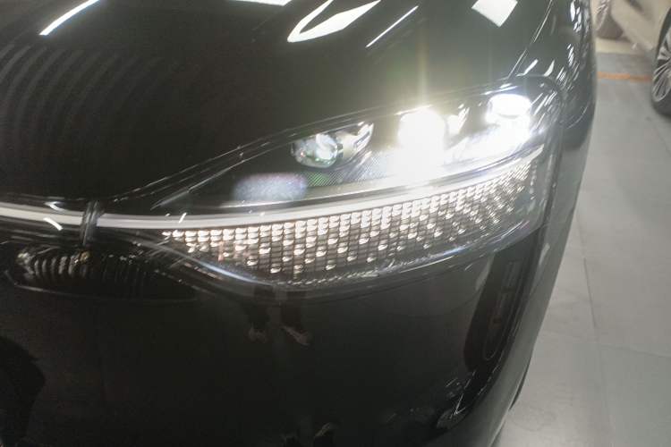 Used Hima AITO M9 2024 Range-Extended Ultra Version 42 kWh 6-Seater Model