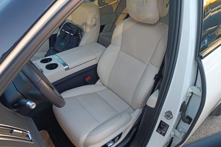 Used Li Auto L7 2023 Pro Model
