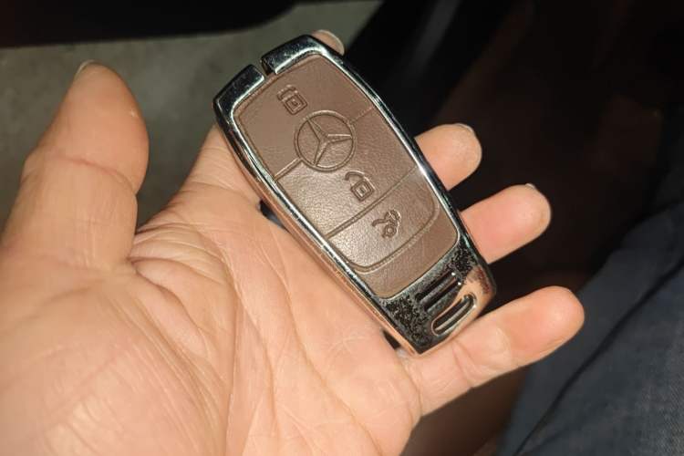 Used Mercedes-Benz E-Class 2021 Restyled E 300 L Sporty and Stylish Edition
