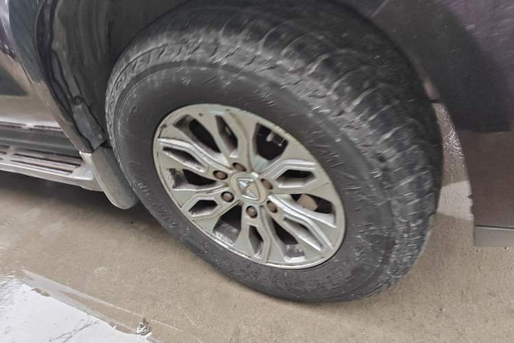 Used JMC Yusheng S350 2016 2.0T Automatic All-Wheel Drive Gasoline Luxury Edition 5 Seats
