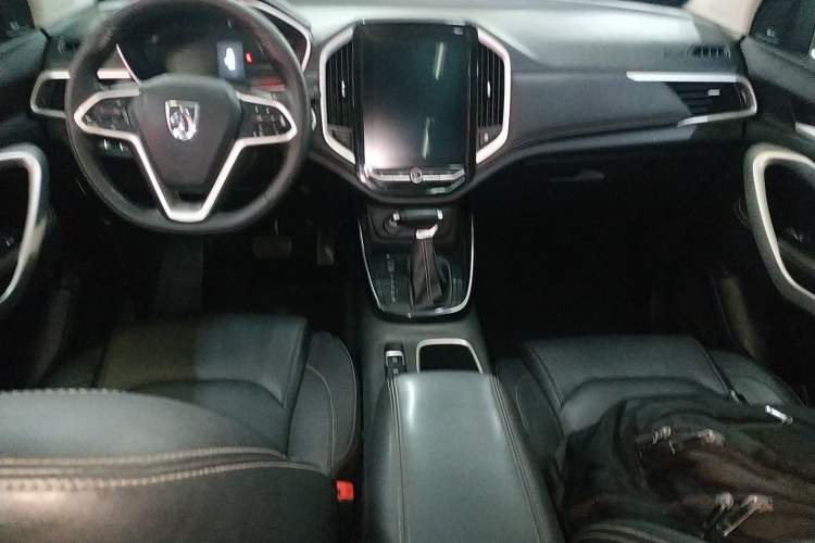 Used Baojun 530 2021 Global Car Anniversary Edition 1.5T CVT Prestige Connected Model 7 Seats

