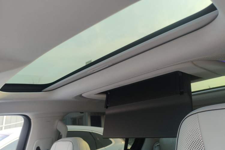 Used XPeng X9 2025 650 Long-Range Max
