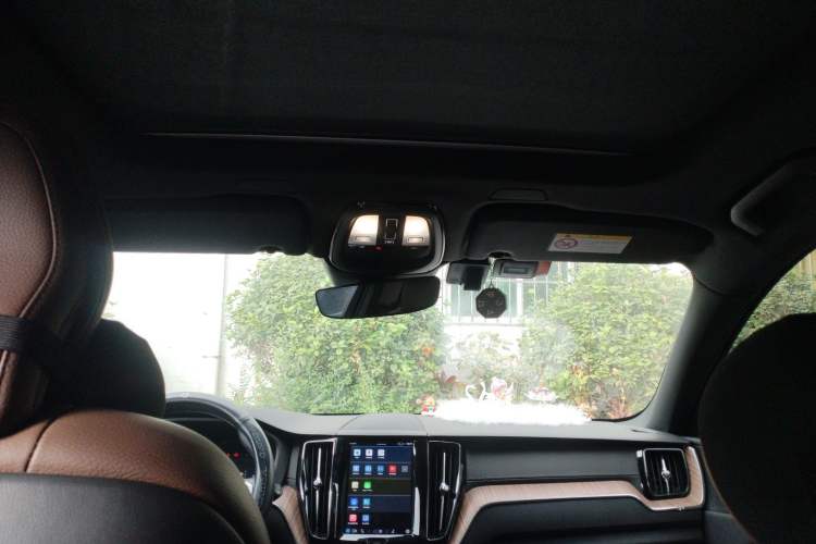 Used Volvo XC60 2023 B5 4x4 Smart Luxury Edition