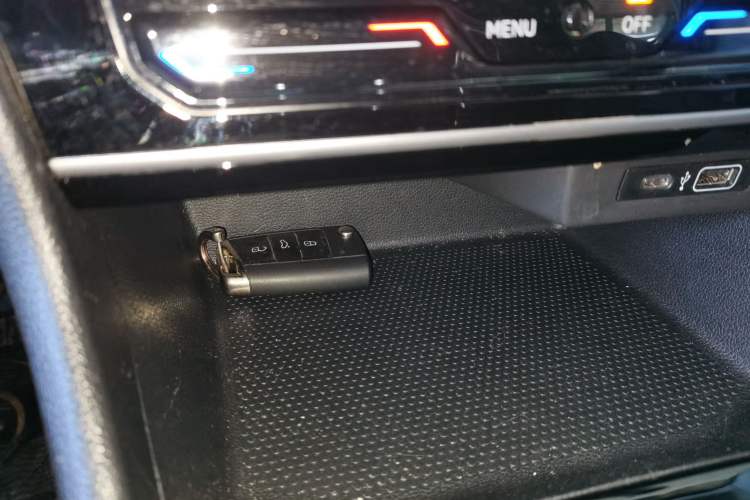 Used Volkswagen Lavida 2024 300TSI DSG Starry Sky Leading Edition
