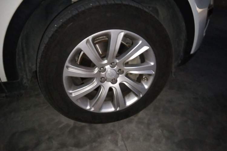 Used Land Rover Discovery Sport 2018 240 PS SE Version