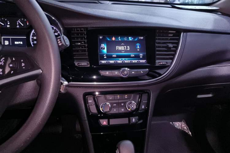 Used Buick Encore 2017 18T Automatic Two-Wheel Drive Urban Leading Model
